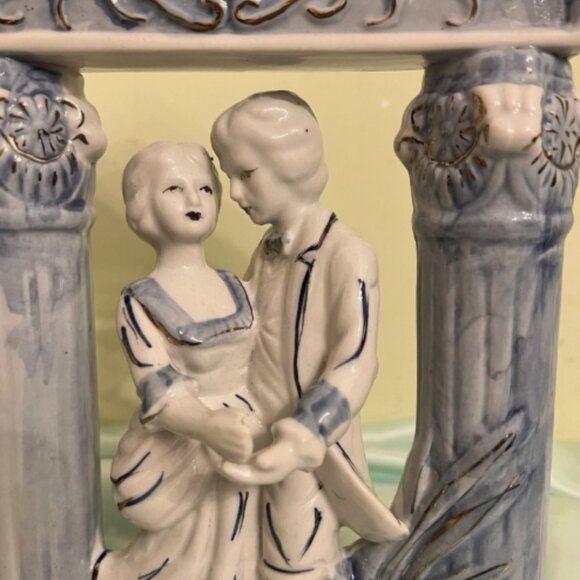 CWI Vintage Porcelain Victorian Couple. 10.5" High. Could use as Cake Topper B1 - Picture 3 of 8